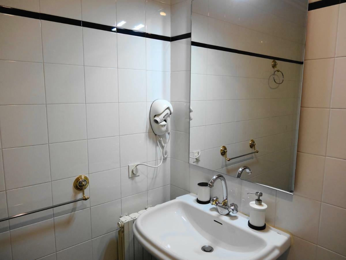 Apartamentos Pontevedra San Salvador de Poio Dış mekan fotoğraf